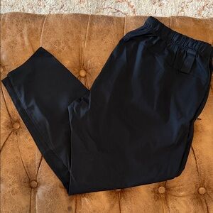 Fabletics - Men's Black jogger Pants